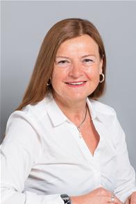 Profile image for Councillor Carmen Appich
